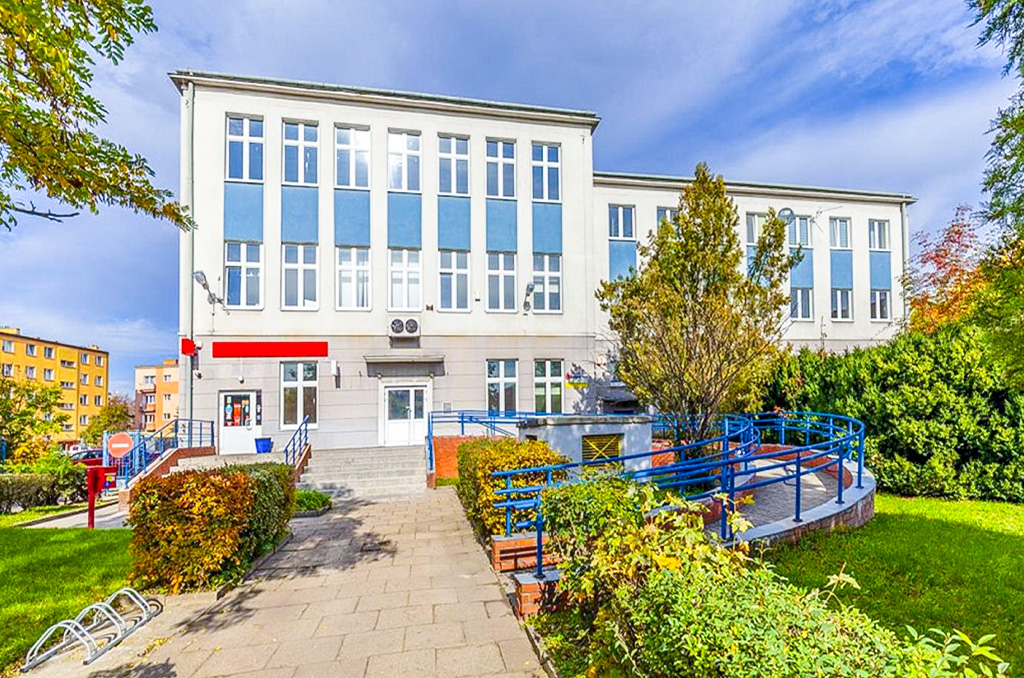 widok od przodu na nieruchomość inwestycyjną na sprzedaż Katowice (okolice)