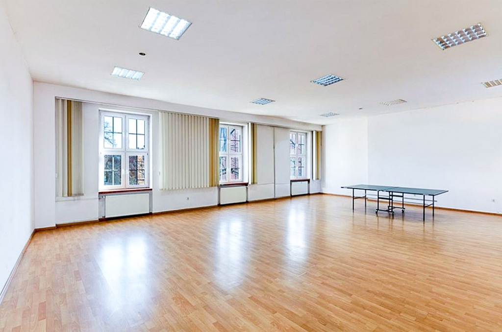 sala konferencyjna na terenie nieruchomości komercyjnej do sprzedaży Opole (okolice)