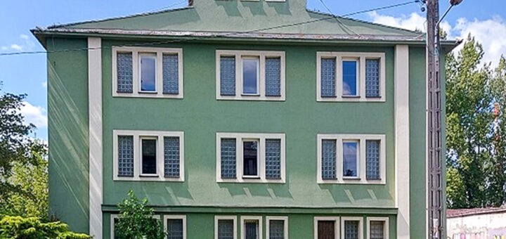 okazała bryła nieruchomości komercyjnej na sprzedaż Częstochowa