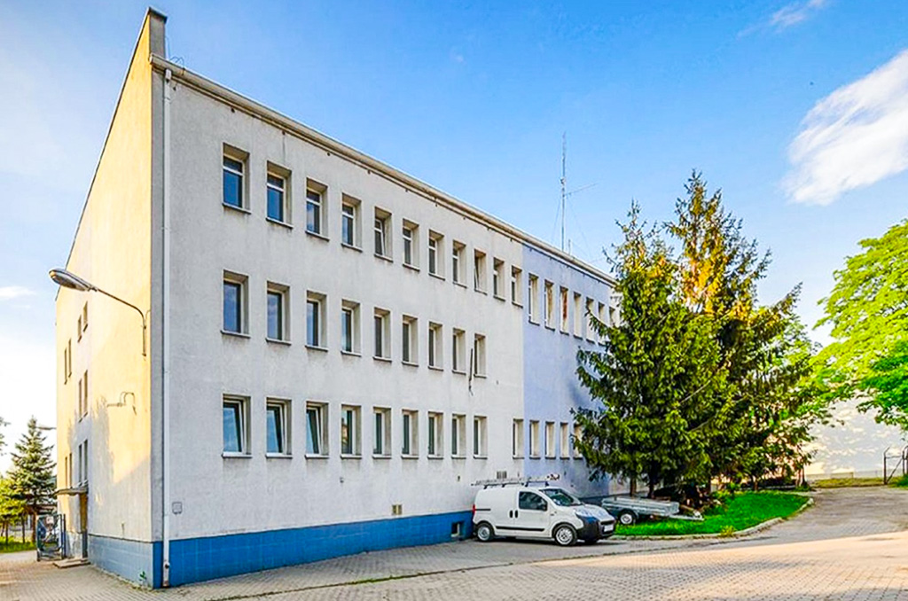 okazała bryła nieruchomości inwestycyjnej do sprzedaży Inowrocław